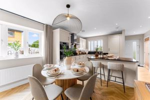 Photo 21- click for photo gallery